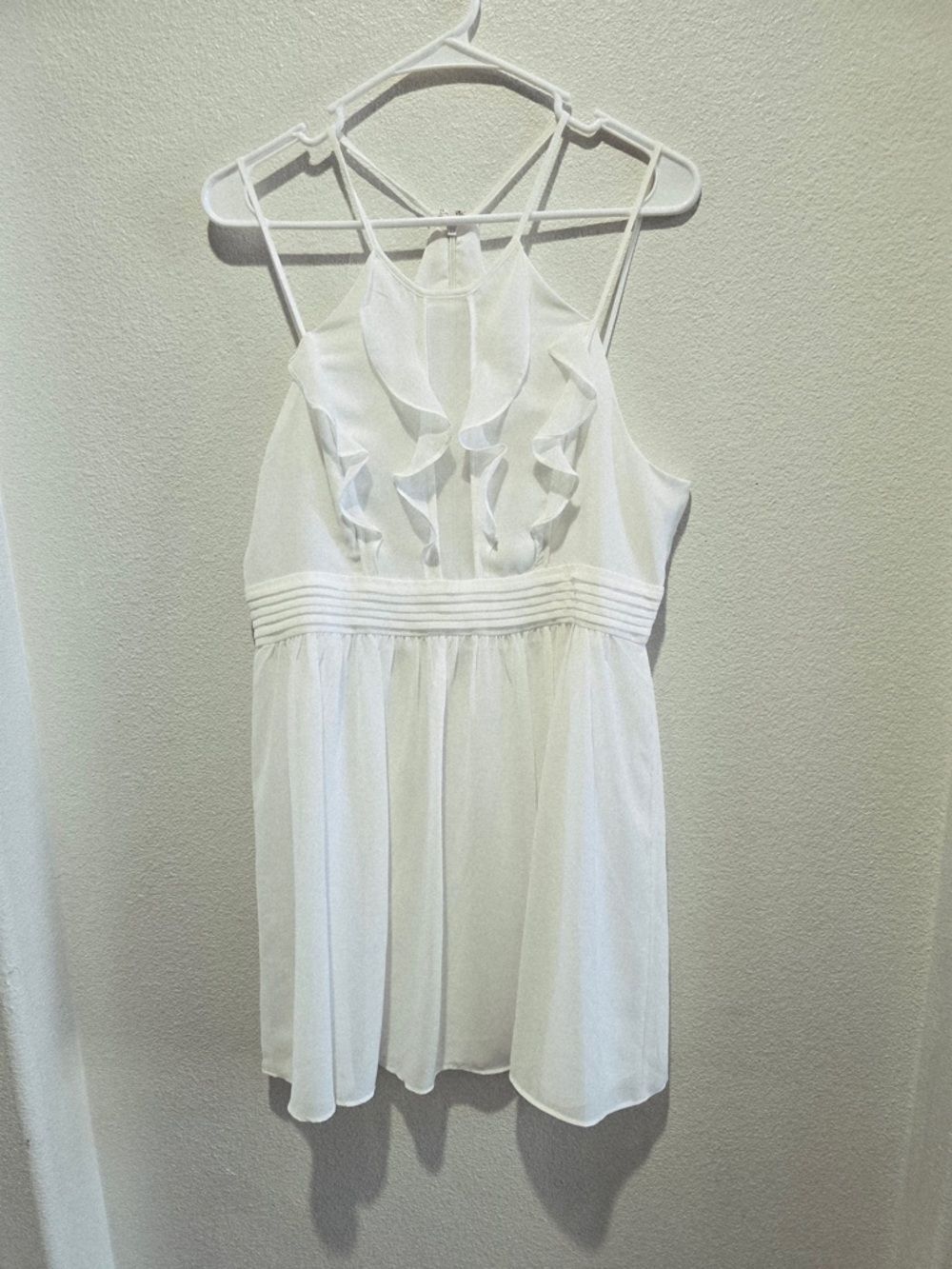BCBGeneration White Ruffled Halter Camisole dress size 12